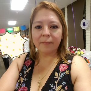 Meet your Posher, Alma